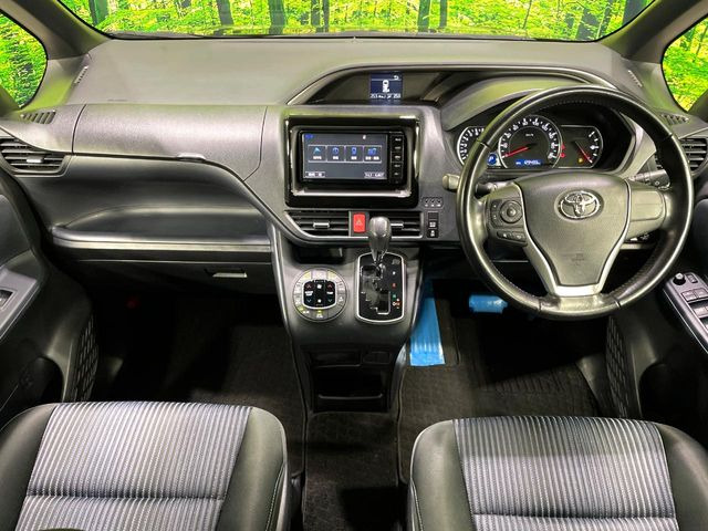 ヴォクシー2.0 ZS 煌