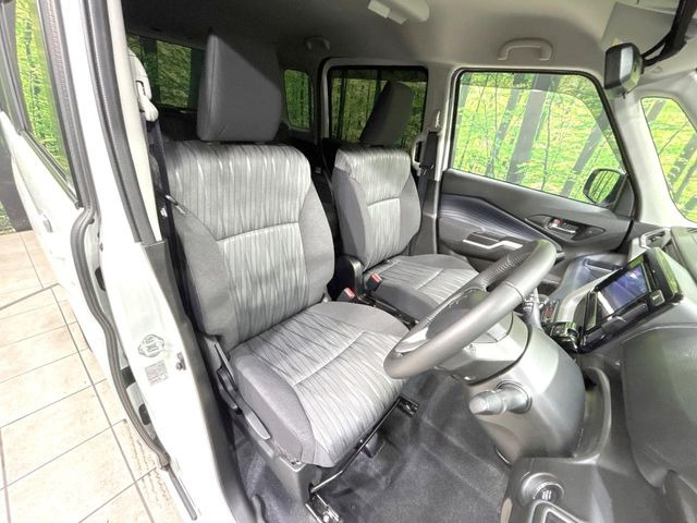 【シートヒーター】寒い日に重宝するシートヒーター!エアコンより早く温まってくれるので寒がりの人も安心ですね♪エアコンの温風は乾燥するから苦手、という方にもをおすすめです。