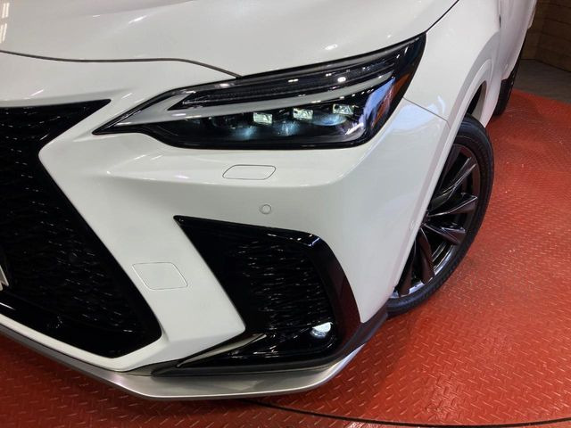 �yLED�w�b�h���C�g�z���V����ԑ��s�����ǍD�Ȏ��E���m�ۂ����S���ĉ^�]�ł��鍂�P�xLED�w�b�h���C�g�𑕔�!�_�����x�������A����d�͂��}�����Ă��܂��B