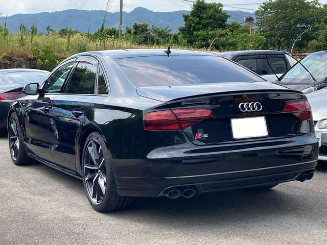 S8プラス 4WD