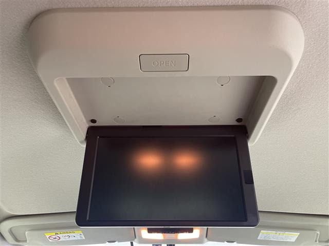 セレナ1.2 e-POWER XV