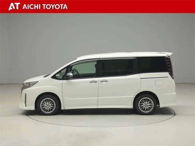 ノア1.8 ハイブリッド Si W×B II