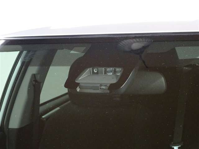 カローラアクシオ1.5 G 4WD