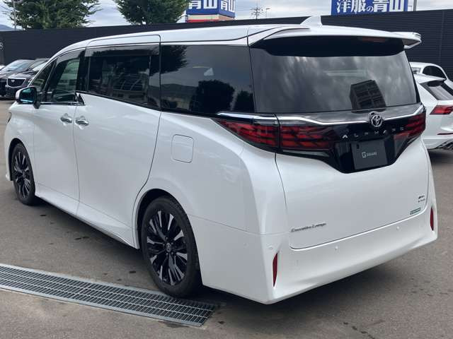 アルファードハイブリッド 2.5 エグゼクティブ ラウンジ E-Four 4WD