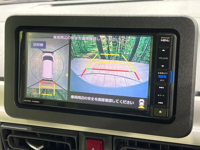 �y�p�m���}���j�^�[�z��p�̃J�����ɂ��A�ォ�猩���낵���悤�Ȏ��_��360�x�N���}�̎��͂��m�F���邱�Ƃ��ł��܂������p�������m�F���₷���A�����ꏊ�ł̐؂�Ԃ��⒓�Ԃ��X���[�Y�ɍs���܂��B
