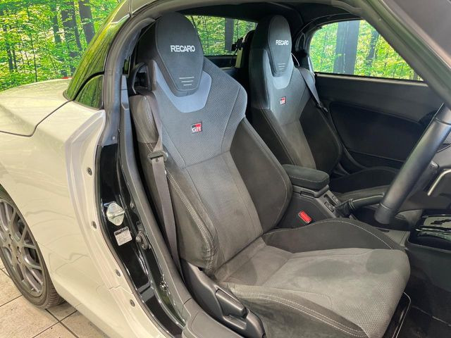 �yRECARO���o�P�b�g�V�[�g�z�l�ԍH�w�Ɋ�Â����ʈ����z�ɂ���č��ւ̕��S�Ⓑ���ԉ^�]���̔�J�������y������ڂŃ��J���Ƃ킩��X�|�[�e�B�ȃ��b�N�X�������ł��B