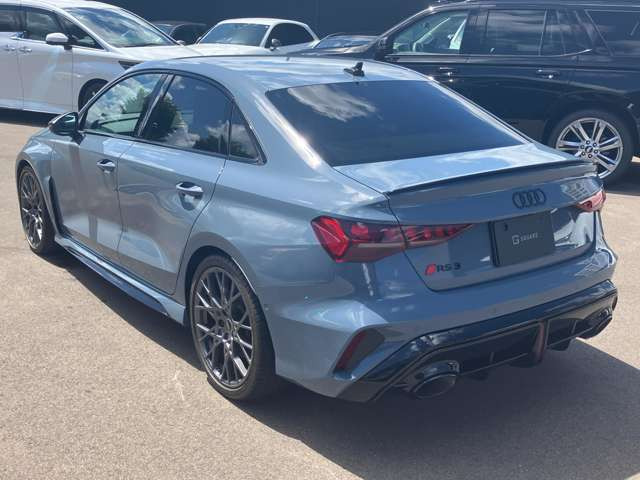 RS3セダン2.5 4WD