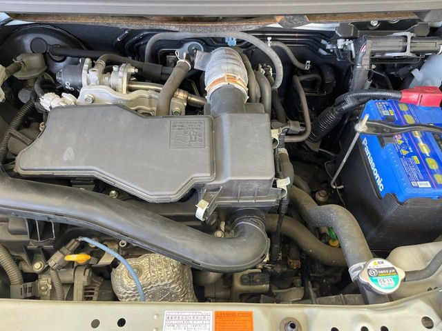 親切・丁寧な専門メカニックスタッフが応対!・車検・点検整備・事故等の修理などアフターサービスも安心。お車のカスタマイズもネクステージのサービススタッフまでご相談ください!