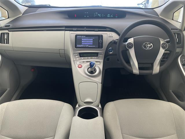 プリウス1.8 S
