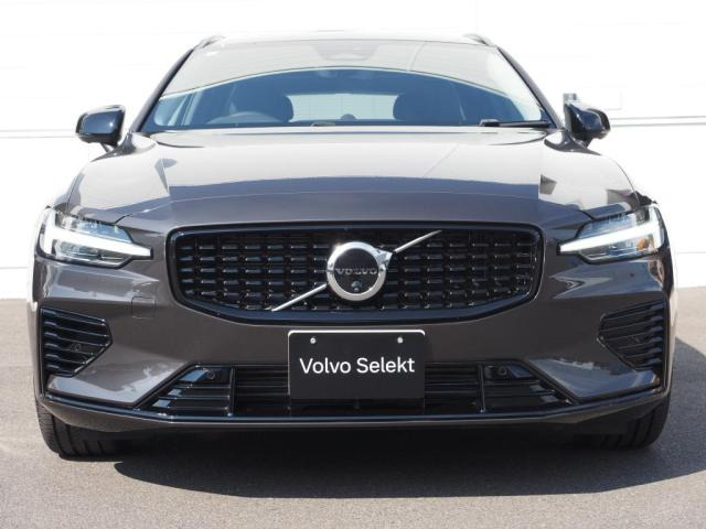 V60ウルトラ T6  AWD プラグインハイブリッド 4WD