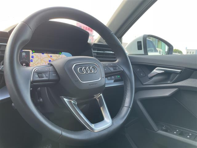 A3セダン30 TFSI