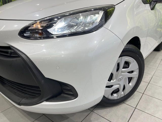 ラゲッジルームは、大容量のスペースを確保。普段のお買い物からレジャーまで、幅広く活躍してくれます!また、リアシートを倒すことでバリエーション豊かにお使いいただけます。