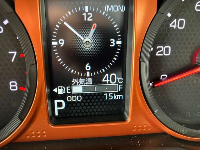 ���s15�L�������g�p�Ȃ̂œ��O�ƂĂ��L���C�ł���
