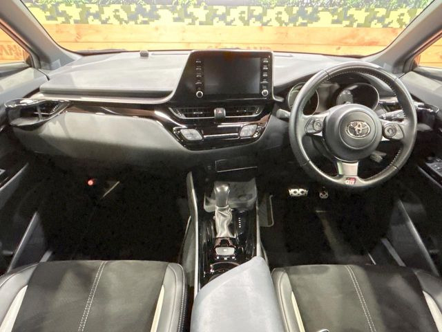 C-HRハイブリッド 1.8 S GR スポーツ