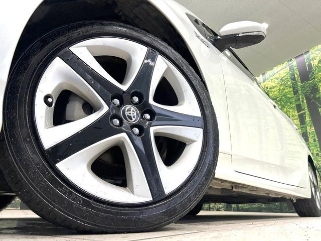 �y����17�C���`�A���~�z�C�[���z�O�ςɃ}�b�`���������A���~�z�C�[���𑕒����Ă���܂��B�e��ЊO�A���~�z�C�[����A�X�^�b�h���X�^�C�����戵�����Ă���܂��B���񂲑��k����������