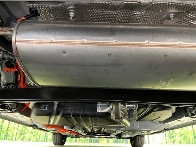 下回りがきれいなうちに、防錆加工の施工がオススメ。降雪地域はもちろん、沿岸部にお住いの方や、趣味でマリン・ウィンタースポーツをされる方にご好評いただいております。