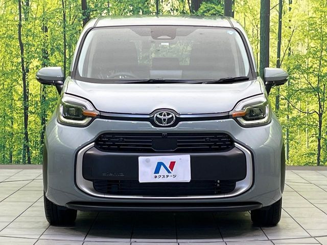弊社では、全車『修復歴なし』のお車のみ取り扱っております。専任バイヤーによる厳選した仕入れの後、入庫後の車両チェックを行い、ネクステージが認定した高品質な中古車をご提供しております。