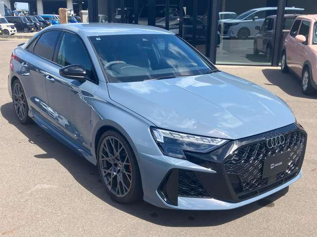 RS3セダン2.5 4WD