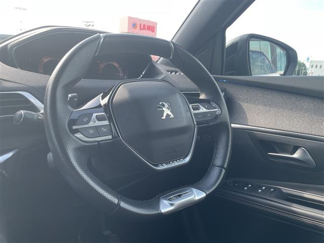 5008GTライン ブルーHDi ディーゼル