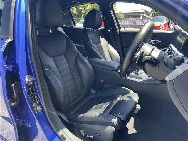 3シリーズセダン320d Mスポーツ