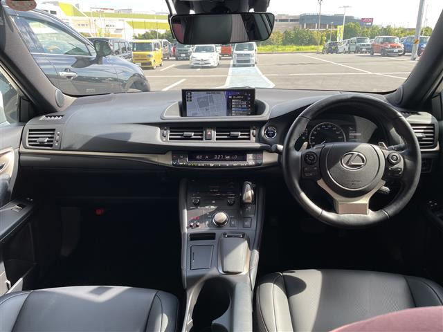 CT200h チェリッシュド ツーリング