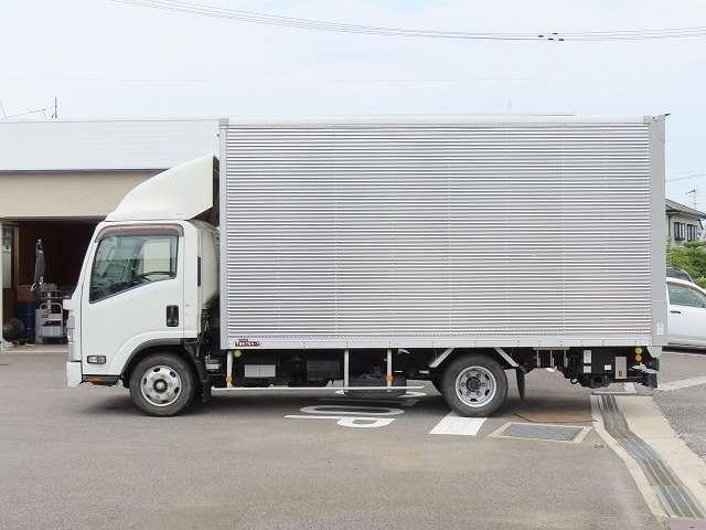エルフ