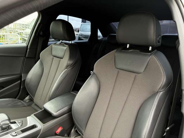 A42.0 TFSI クワトロ Sラインパッケージ 4WD