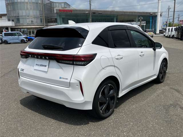 ノートオーラ1.2 G レザーエディション