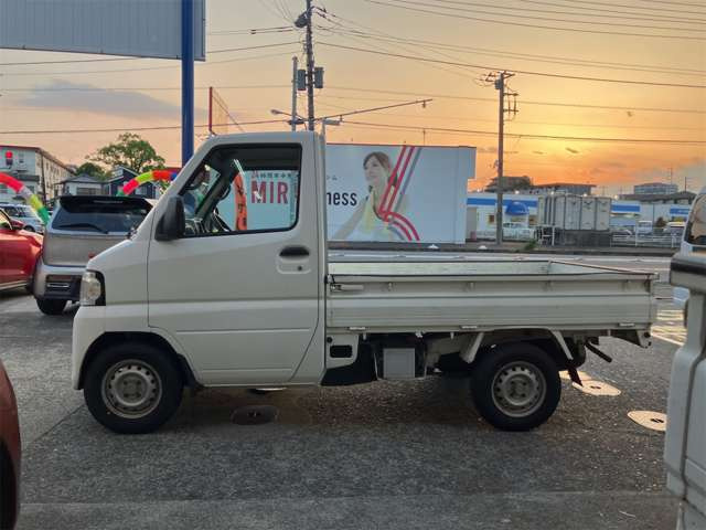 クリッパートラックDX 4WD