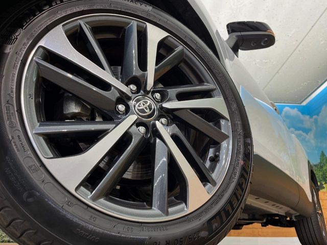 �y�����A���~�z�C�[���z�O�ςɃ}�b�`���������A���~�z�C�[���𑕒����Ă���܂��B�e��ЊO�A���~�z�C�[����A�X�^�b�h���X�^�C�����戵�����Ă���܂��B���񂲑��k����������