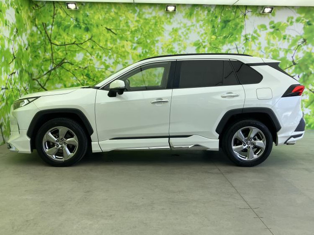 RAV42.0 G 4WD