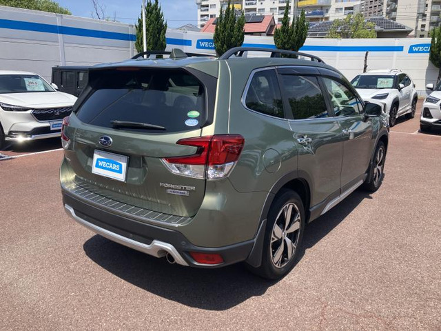 フォレスター2.0 アドバンス 4WD