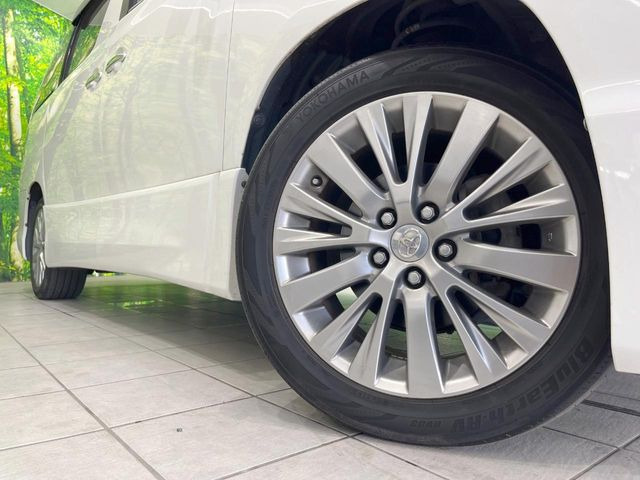 �y����18�C���`�A���~�z�C�[���z�O�ςɃ}�b�`���������A���~�z�C�[���𑕒����Ă���܂��B�e��ЊO�A���~�z�C�[����A�X�^�b�h���X�^�C�����戵�����Ă���܂��B���񂲑��k����������