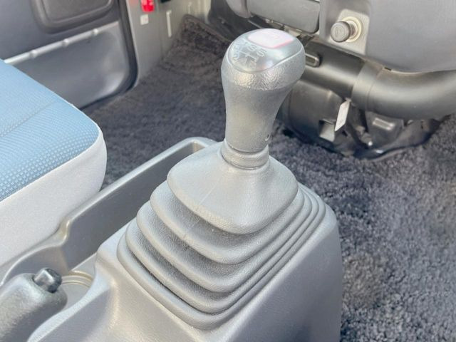 4WD�̂��Ԃł��̂ŁA�ᓹ�ł����S�ł���~��n�n��ɂ��Z�܂��̕��ȊO�ɂ��A�E�B���^�[�X�|�[�c����̕���~��n��֋A�Ȃ����@�������ɂ���������!
