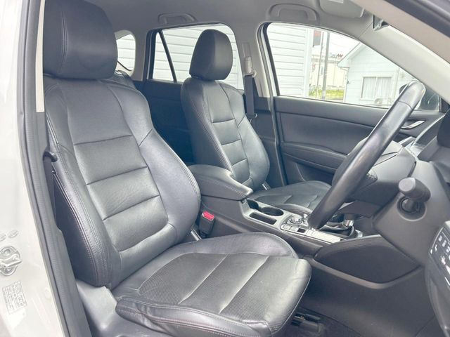 �^�]�Ȃ܂��ɂ͏\���ȃX�y�[�X������A�啿�ȕ��ł��������^�]���Ă�����������ł��B