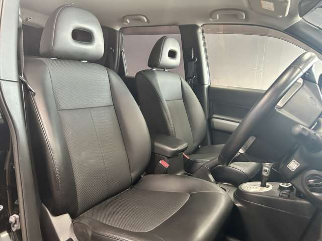 �^�]�Ȃ��L�X�Ƃ��Ă���^�]���₷�������������Ă��܂��������N���[�j���O�����{�ς݂ł��B