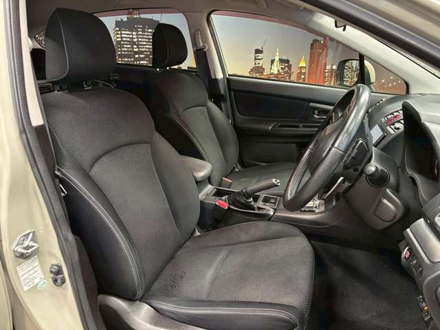 �^�]�Ȃ��L�X�Ƃ��Ă���^�]���₷�������������Ă��܂��������N���[�j���O�����{�ς݂ł��B