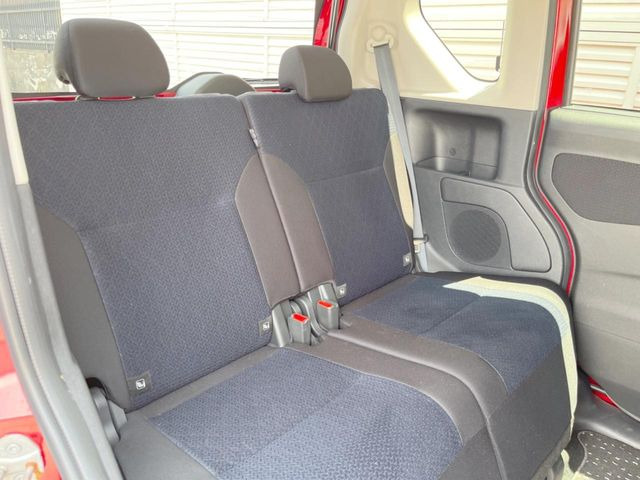 �L�X�Ƃ���2��ڃV�[�g�͋��Z���������A���S�n�����K!�F�B��Ƒ��Ƃ̂��o�����ɂ҂�����ł��B�x�r�[�V�[�g��`���C���h�V�[�g�g�p�������K�ɂ��߂�������������\���ȋ�Ԃ��m�ۂ��Ă��܂��B