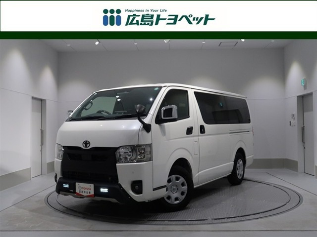 ハイエースバン