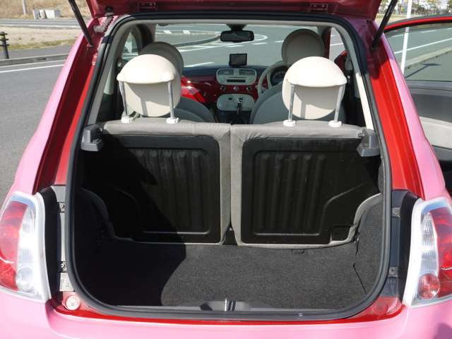 第二の新車人生と言ったくらいなので、車内もピカピカリフレッシュ!この子も早い者勝ちです(^^♪
