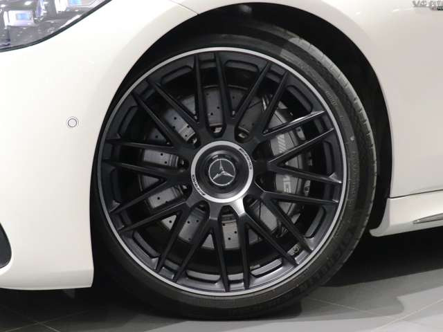 SクラスAMG S63 E パフォーマンス 4WD