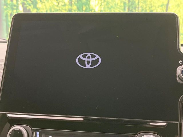 �y10.5�C���` �f�B�X�v���C�I�[�f�B�I�z���ʂ̃f�B�X�v���C��AppleCarPlay��AndroidAuto�����p�\�B�傫�ȉ�ʂŃX�}�z�i�r�A�v���������p���������܂���
