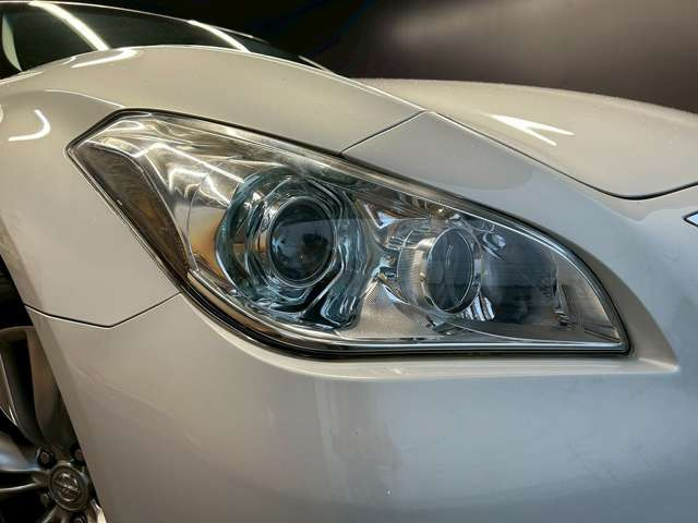 �yHID�w�b�h���C�g�z���ڂŁA�i�i�Ɏ��F����UP���܂�!�t�H�O�����vLED���I�X�X���ł���