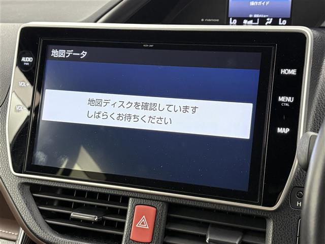 エスクァイアハイブリッド1.8 Gi プレミアムパッケージ