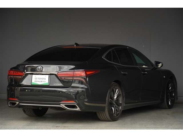 LS500 Fスポーツ