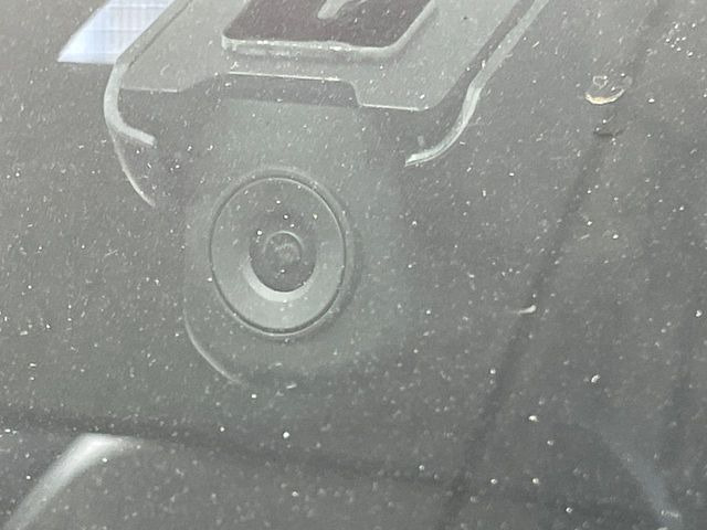 【ドライブレコーダー】ドライブレコーダー装備!走行中はもちろん、あおり運転や事故に遭遇した際、映像で記録し、万一のリスクに備えます。※記録用SDカードはお客様ご自身でご準備いただく必要があります。