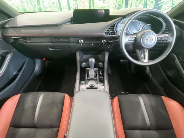 MAZDA3ファストバック1.5 15S レトロスポーツエディション