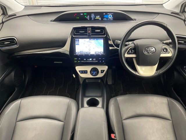 プリウス1.8 S ツーリングセレクション