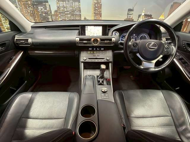 ���{�����s�ɃZ�_���ESUV�𒆐S�Ɂw���l�ł����i�x�œW�����Ă���ǎ����ÎԐ��X�ł��B���̗��C�����Ȃ��̎ԗ�����Ŏ�舵��!�B�֐��n��ōł������ȉ��i���ŗǎ��Ԃ����񋟂ł���悤�w�߂Ă���܂��B