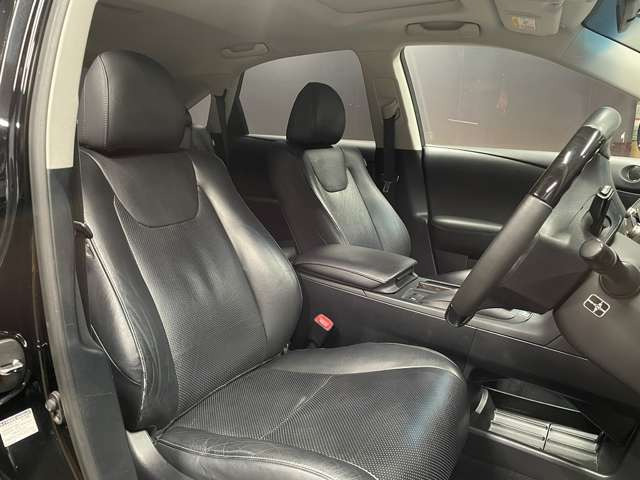 �^�]�Ȃ��L�X�Ƃ��Ă���^�]���₷�������������Ă��܂��������N���[�j���O�����{�ς݂ł��B